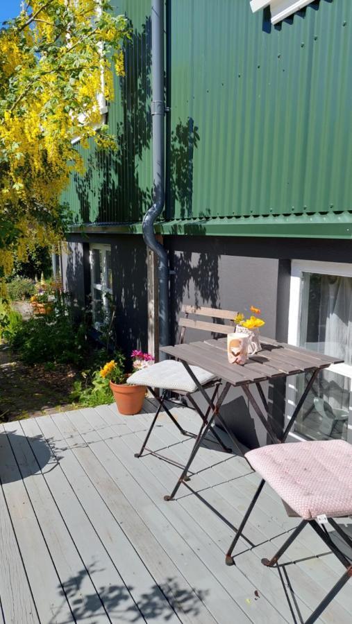 Old Charm Apartment - Keflavik Downtown エクステリア 写真