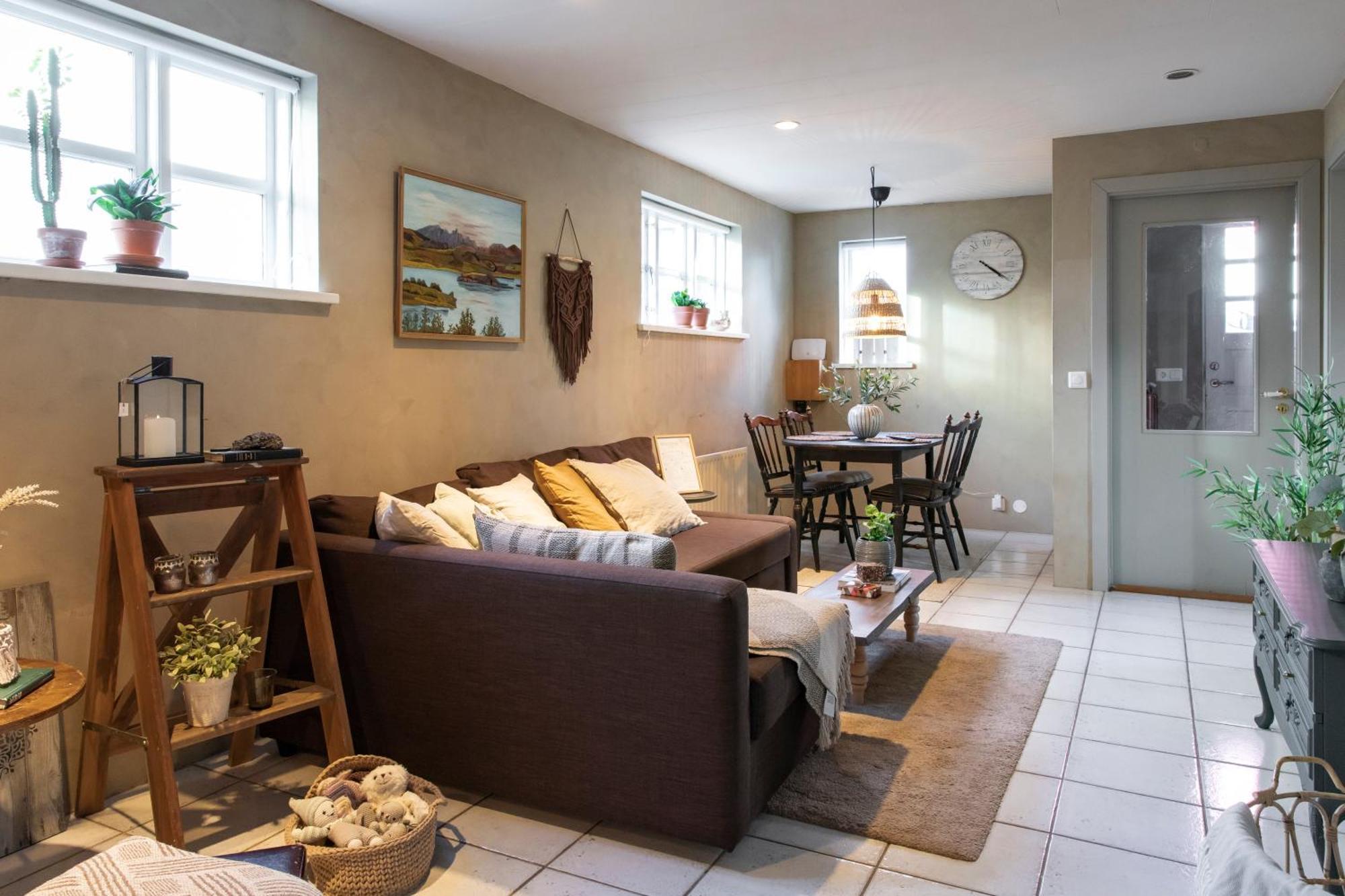 Old Charm Apartment - Keflavik Downtown エクステリア 写真